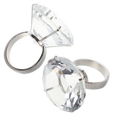  Verlobungsring-Ornament –