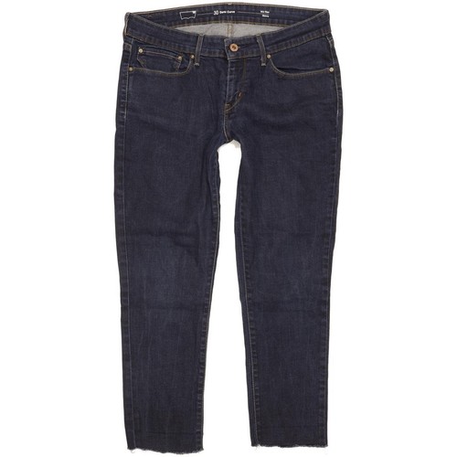 Levi demi curve - demi,