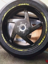 BST Carbon Hinter- & Vorderfelge mit Dunlop GP RACER SLICK Brembo Ducati 848 evo