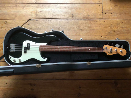 Fender precision bass - fender,