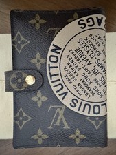 Agenda Louis Vuitton Limited