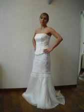 Brautkleid , Corsage mit Rock