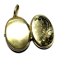 333 Gold 8 K Foto Medaillon Anhänger oval aufklappbares Amulett Wiener Gravur