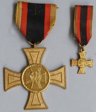 +++ BUNDESWEHR EHRENKREUZ IN GOLD + MINIATURSPANGE +++