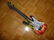 AUFBLASBAR GITARRE FLAMME DESIGN KOSTÜM ZUBEHÖR REQUISITE SPIELZEUG
