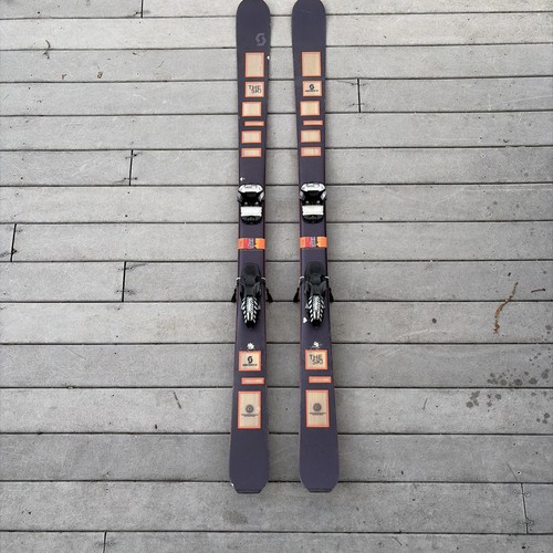Vintage the ski - vintage, by