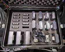9x Zaxcom ZFR300NC Recorder (Timecode) + 9x Sanken COS11D + Peli Case + Ladegeräte