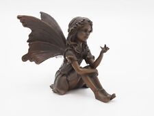 Bronzefigur kleine sitzende Elfe Fabelwesen Fee Fantasy Gartenfigur