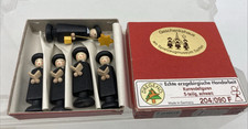 25978/ Dregeno Zeidler Miniatur Kurrende Figuren Erzgebirge Höhe ca. 4,5 & 6 cm