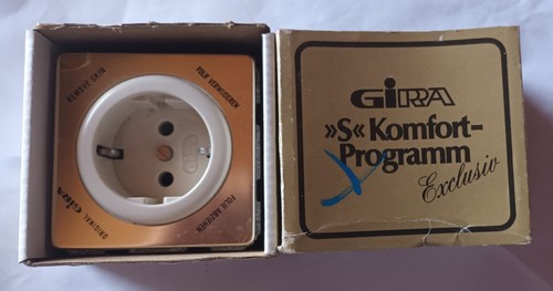 Gira komfort 03398 255385 - +gira, s-komfort