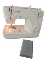SINGER SEWING MACHINE