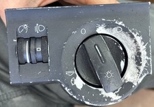 Org. AUDI A2 Scheinwerfer Schalter 8Z1941531D LICHTSCHALTER