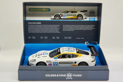 Scalextric c3830a aston martin - c3830a,