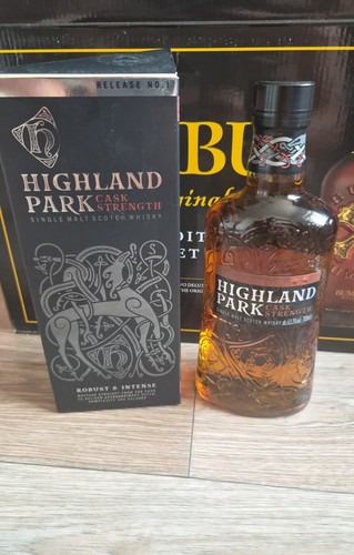Highland park cask strength - -,