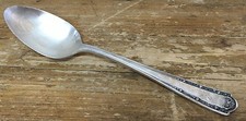 Oval soup place - spoon, louvre