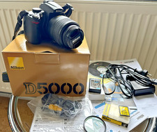 Nikon D5000 12,3MP DSLR Kamera