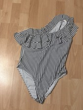 Schwarz-Weiß gestreifter