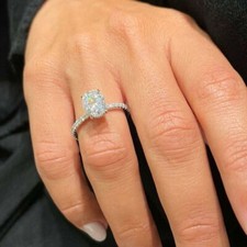 1,40 Karat ovaler natürlicher