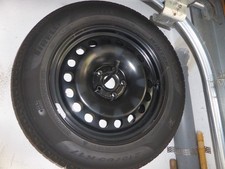 Winterreifen 215/65 R 17 für Tiguan auf Stahlfelgen