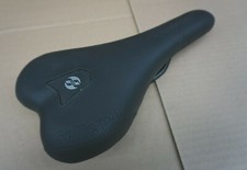 A021-501: Fahrrad Sattel Selle Italia XBase schwarz bequem