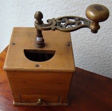 445❚ sehr alte antike Kaffeemühle, Biedermeier, von ca. 1800-1850