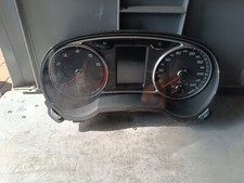 Audi A1 8X Facelift Tacho Kombiinstrument FIS Benzin 8XA920930 MFA Tachometer