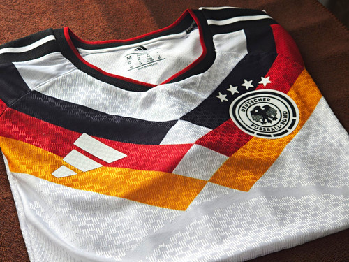 Authentic adidas germany - authentic,