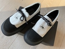 Ungetragen! Schöner Hingucker! Rundholz Black Label Schuhe Größe 39/40