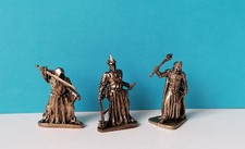 3 Fantasy Krieger mit Axt und