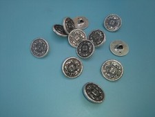 6 Metallknöpfe, Silber