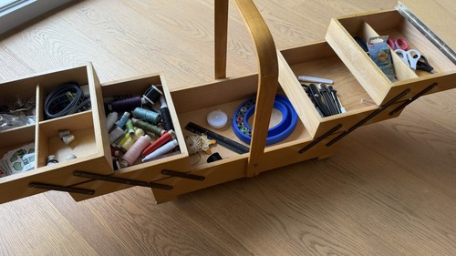 Grosser nähkasten mit - grosser,