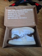 Veja Sneaker Turnschuhe Schuhe mit Karton OVP weiß NEU Campo Canvas