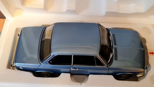 Bmw 2002tii kyosho - bmw,