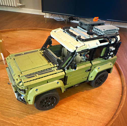 Lego technic land rover - lego,