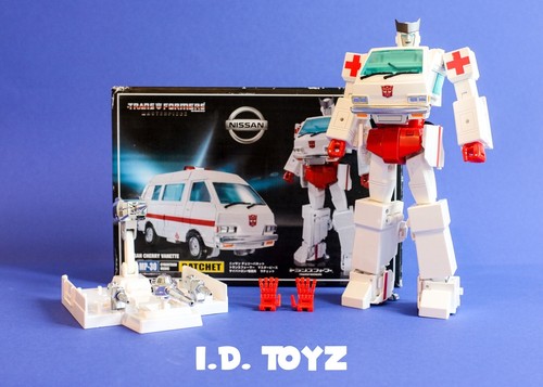 Takara transformers - takara,