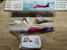 Wizz Flugzeug Airbus A321 1:200 Top Zustand in OVP
