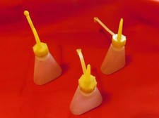 3 Stück DDR Ölkännchen in