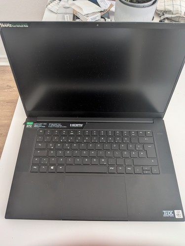 Razer blade zoll - razer,