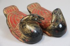 Paar Enten geschnitzte gefasste vergoldete Holzfiguren China  (HB915)