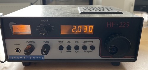 Lowe 225 lw - /,
