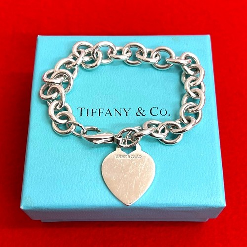Tiffany return to - return,
