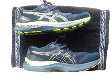 ASICS GEL NIMBUS 23 Gr. 9 /