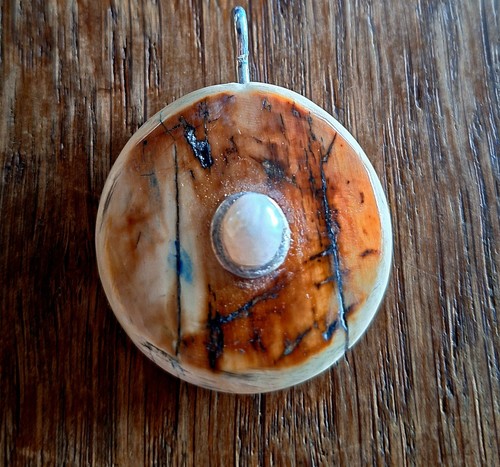 Amulett aus mammutelfenbein - amulett,