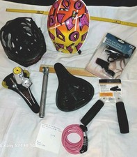 Fahrrad Zubehör, Ersatzteile,  Sattel, Beleuchtung, Griffe, Helme u.a. 8 Teile