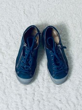 Sportliche Leder-Schnürer