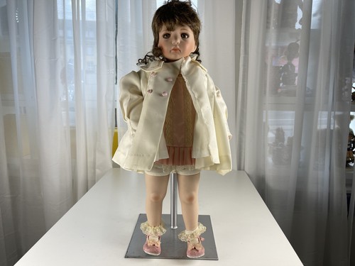 Künstlerpuppe kathy - ,