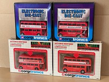 Corgi 1004 corgitronics London Routemaster Bus, 4 Varianten, in OVP