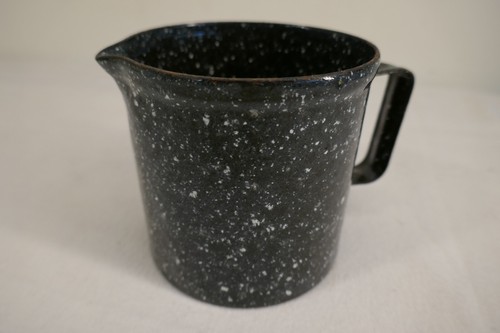 Emaille becher kriegsschrott - emaille,