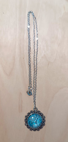 Silberfarbene halskette mit - silberfarbene,