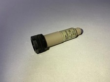 OMRON E3F2-R4C4-P1-E